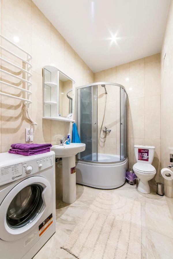 1 Room Apartment Near Peremohy Square Kiev Extérieur photo